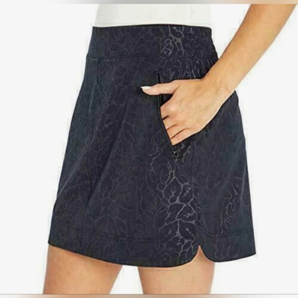 Orvis Dark Blue Patterned Skort - image 1